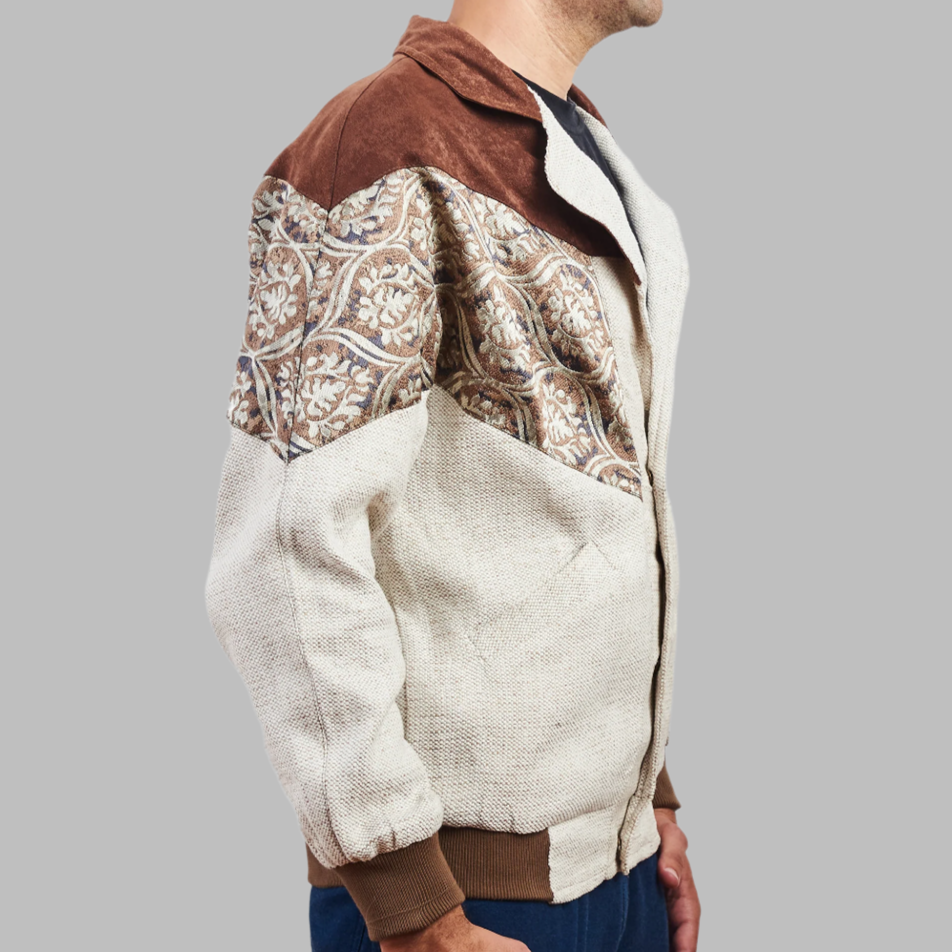 Kilim Bomber Patchwork Jacket Zabazar Jacket description Patchwork Kilim pattern jacket, Hand Quilted Sustainable Jacket, Size L , Bomber Jacket, Upcycled vintage Jacket. 100% cotton one of a kind Original Zabazar Product.