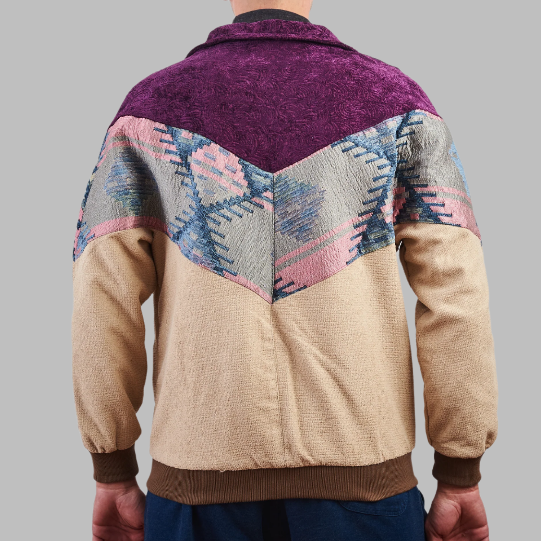 Kilim Bomber Patchwork Jacket Zabazar Jacket description Patchwork Kilim pattern jacket, Hand Quilted Sustainable Jacket, Size L , Bomber Jacket, Upcycled vintage Jacket. 100% cotton one of a kind Original Zabazar Product.