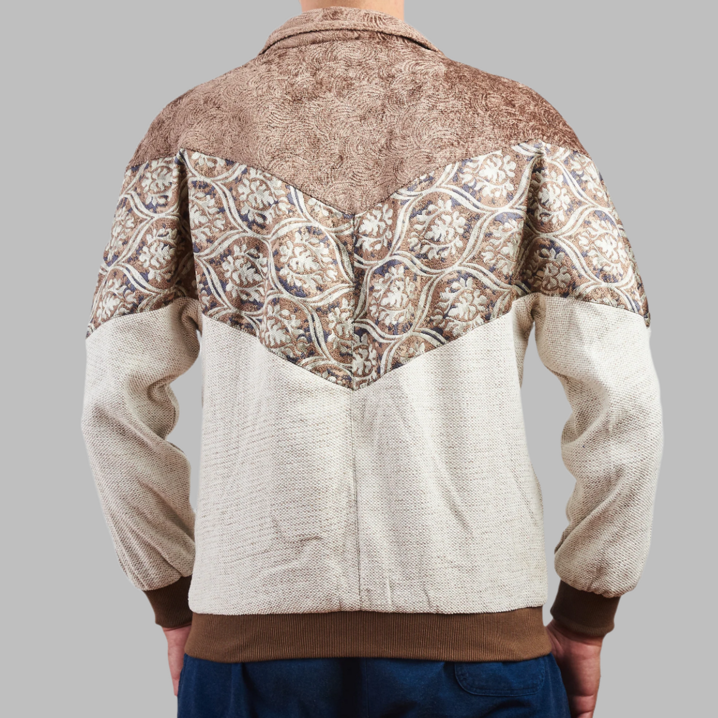 Kilim Bomber Patchwork Jacket Zabazar Jacket description Patchwork Kilim pattern jacket, Hand Quilted Sustainable Jacket, Size L , Bomber Jacket, Upcycled vintage Jacket. 100% cotton one of a kind Original Zabazar Product.