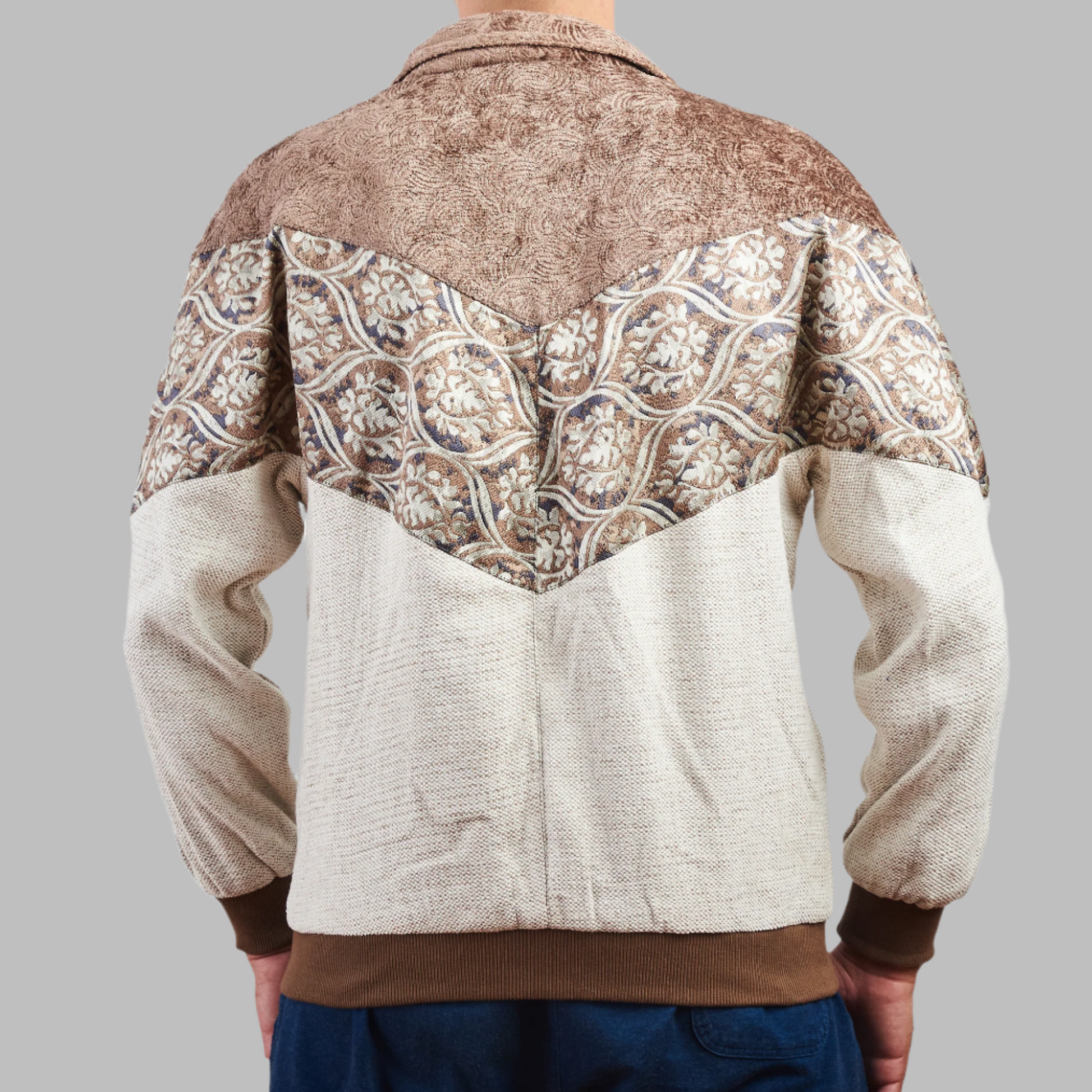 Kilim Bomber Patchwork Jacket Zabazar Jacket description Patchwork Kilim pattern jacket, Hand Quilted Sustainable Jacket, Size L , Bomber Jacket, Upcycled vintage Jacket. 100% cotton one of a kind Original Zabazar Product.