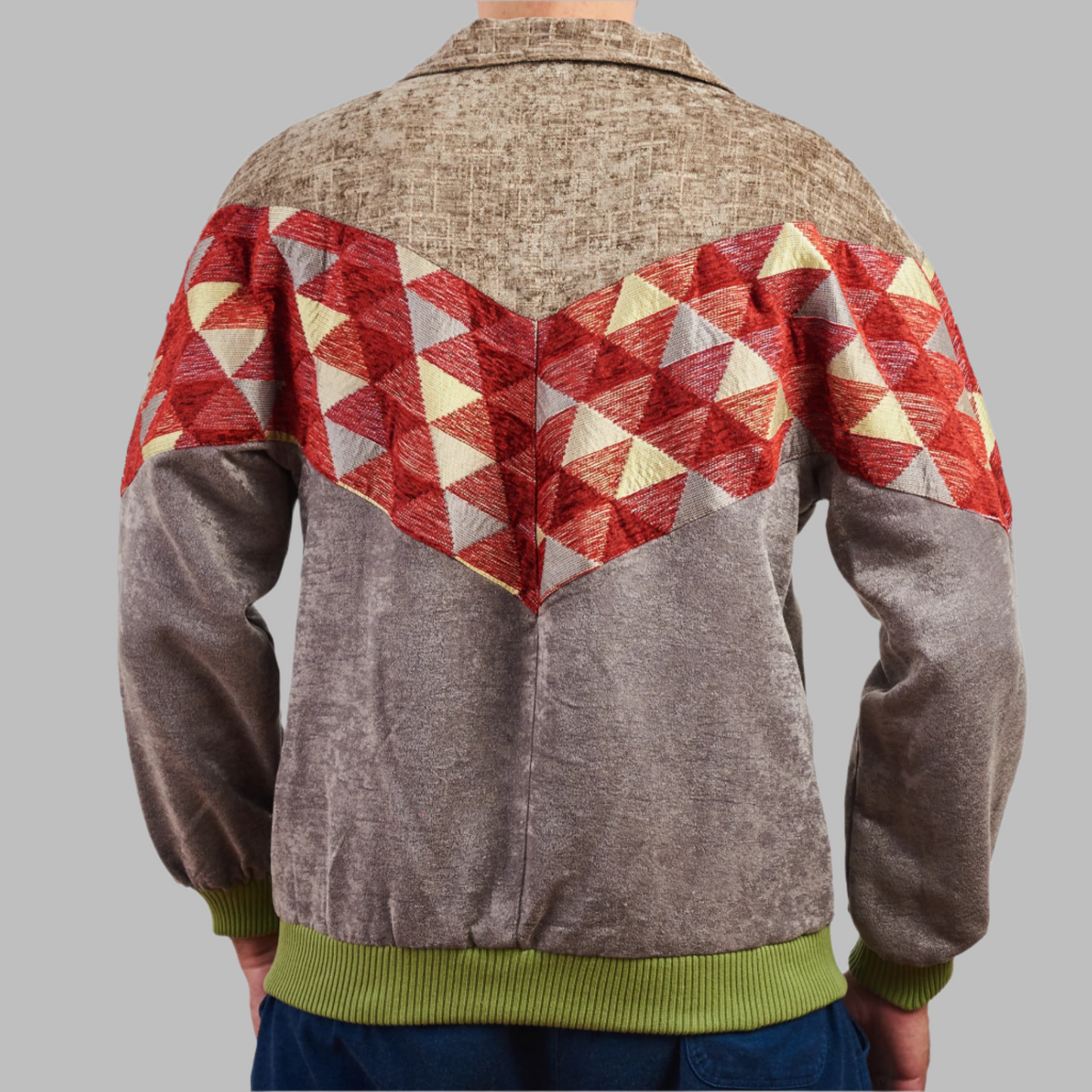 Kilim Bomber Patchwork Jacket Zabazar Jacket description Patchwork Kilim pattern jacket, Hand Quilted Sustainable Jacket, Size L , Bomber Jacket, Upcycled vintage Jacket. 100% cotton one of a kind Original Zabazar Product.