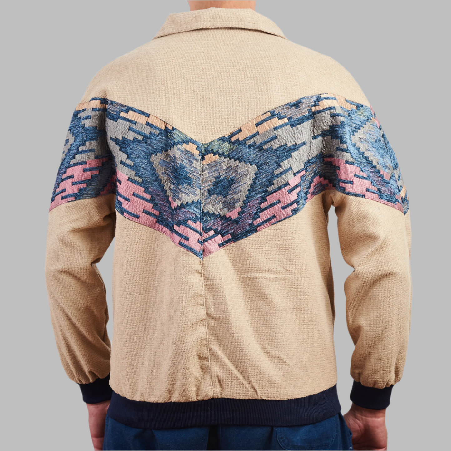 Kilim Bomber Patchwork Jacket Zabazar Jacket description Patchwork Kilim pattern jacket, Hand Quilted Sustainable Jacket, Size L , Bomber Jacket, Upcycled vintage Jacket. 100% cotton one of a kind Original Zabazar Product.