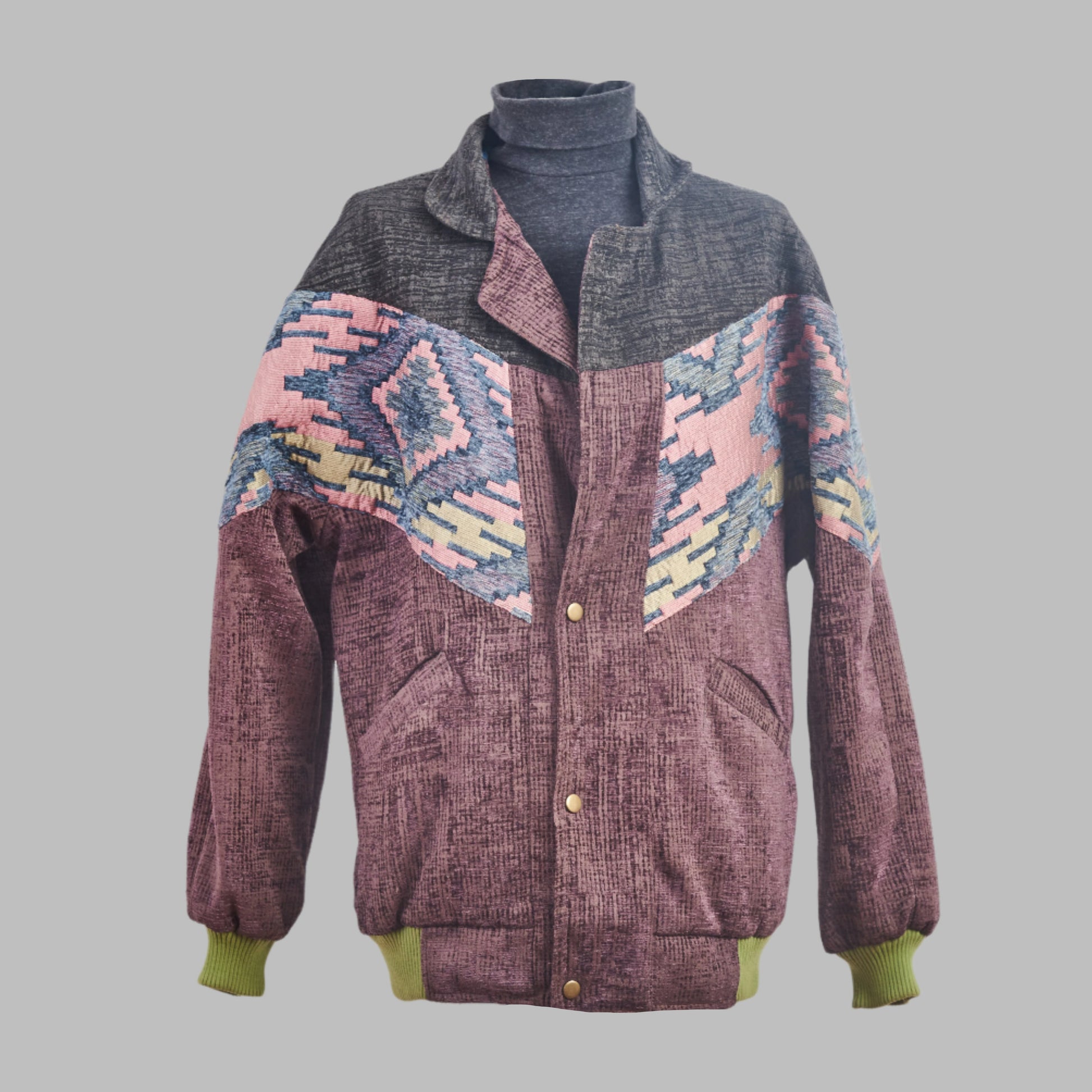 Kilim Bomber Patchwork Jacket Zabazar Jacket description Patchwork Motifs pattern coat, Hand Quilted Sustainable Jacket, Size L , Bomber Jacket, Upcycled vintage Jacket. 100% cotton one of a kind Original Zabazar Product.