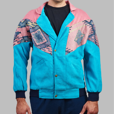 Kilim Bomber Patchwork Jacket Zabazar Jacket description Patchwork Kilim pattern jacket, Hand Quilted Sustainable Jacket, Size L , Bomber Jacket, Upcycled vintage Jacket. 100% cotton one of a kind Original Zabazar Product.