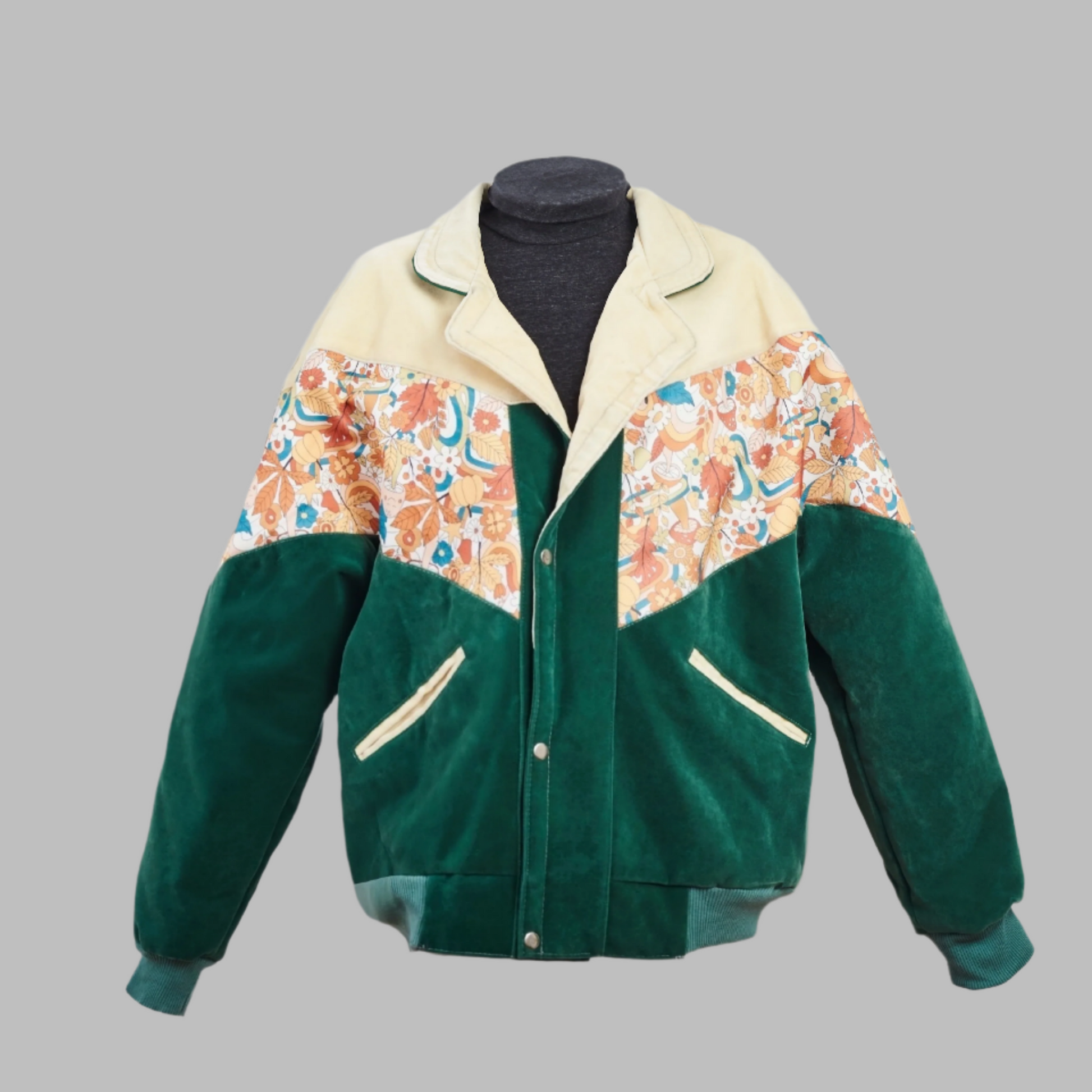 Kilim Bomber Patchwork Jacket Zabazar Jacket description Patchwork Motifs pattern coat, Hand Quilted Sustainable Jacket, Size L , Bomber Jacket, Upcycled vintage Jacket. 100% cotton one of a kind Original Zabazar Product.