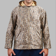 Experience a Unique blend of Heritage and Streetwear with the Eastern Majesty Zip Top Hoodie. Crafted from authentic 80s and 90s vintage fabrics, this 100% cotton hoodie offers a premium feel with a soft napped interior for extra warmth. Designed for a relaxed, oversized fit, it’s available in size L , making it a versatile addition to any wardrobe.