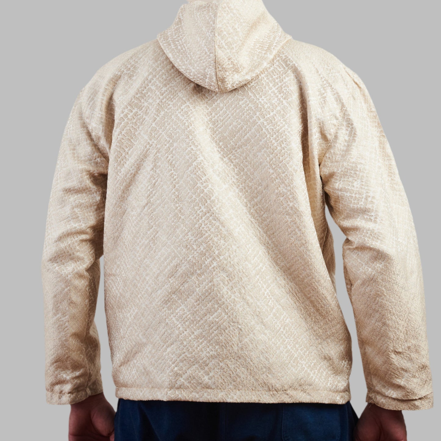 Experience a Unique blend of Heritage and Streetwear with the Eastern Majesty Zip Top Hoodie. Crafted from authentic 80s and 90s vintage fabrics, this 100% cotton hoodie offers a premium feel with a soft napped interior for extra warmth. Designed for a relaxed, oversized fit, it’s available in size L , making it a versatile addition to any wardrobe.