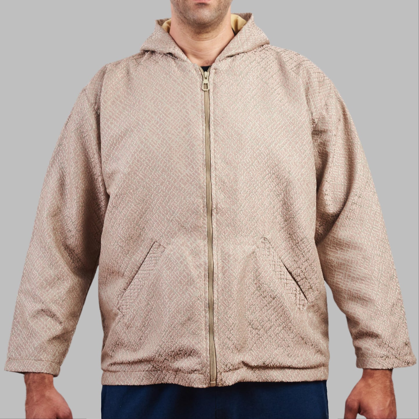 Experience a Unique blend of Heritage and Streetwear with the Eastern Majesty Zip Top Hoodie. Crafted from authentic 80s and 90s vintage fabrics, this 100% cotton hoodie offers a premium feel with a soft napped interior for extra warmth. Designed for a relaxed, oversized fit, it’s available in size L , making it a versatile addition to any wardrobe.