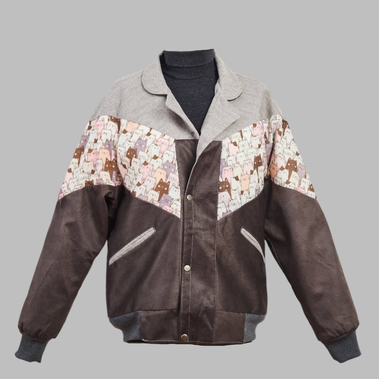 Zabazar Kilim Bomber Patchwork Jacket Patchwork Motifs pattern coat, Hand Quilted Sustainable jacket, Size L, Bomber Jacket, Upcycled vintage Jacket. 100% cotton one of a kind Original Zabazar Product.