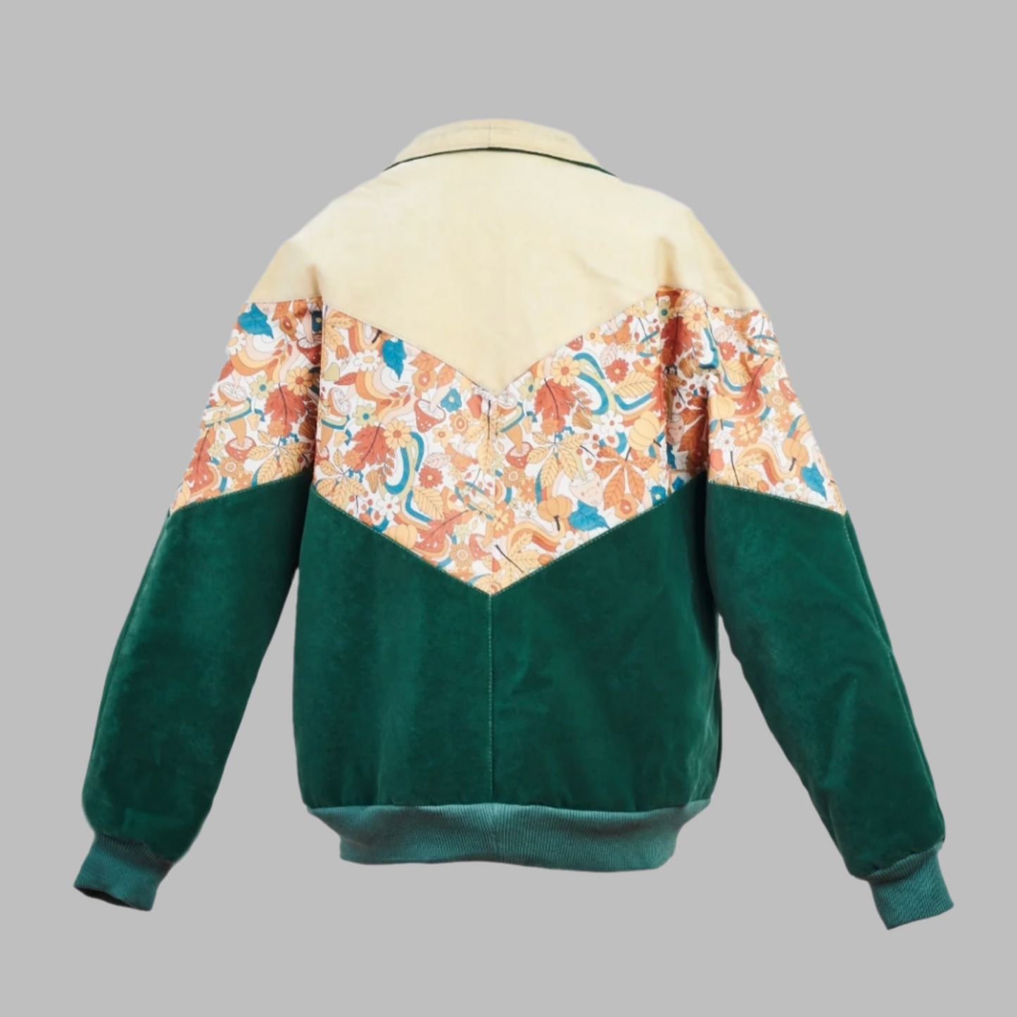 Kilim Bomber Patchwork Jacket Zabazar Jacket description Patchwork Motifs pattern coat, Hand Quilted Sustainable Jacket, Size L , Bomber Jacket, Upcycled vintage Jacket. 100% cotton one of a kind Original Zabazar Product.