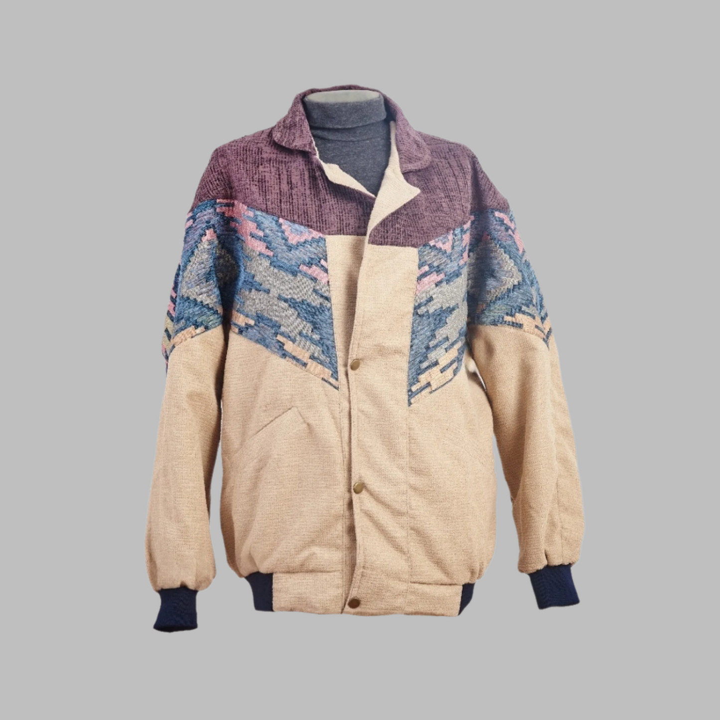 Kilim Bomber Patchwork Jacket Zabazar Jacket description Patchwork Motifs pattern coat, Hand Quilted Sustainable Jacket, Size L , Bomber Jacket, Upcycled vintage Jacket. 100% cotton one of a kind Original Zabazar Product.